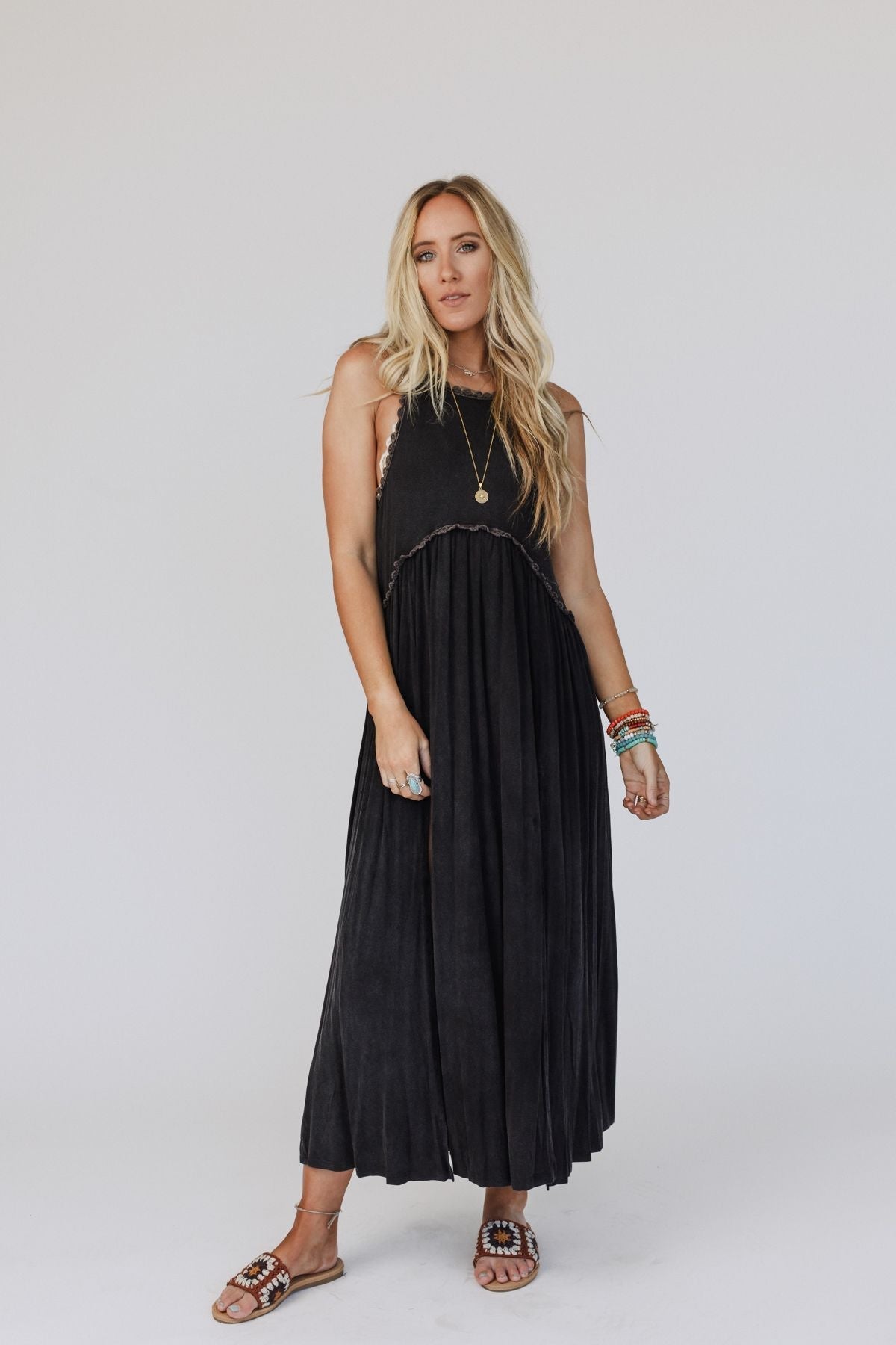 Daisy Chain Maxi Dress - Black