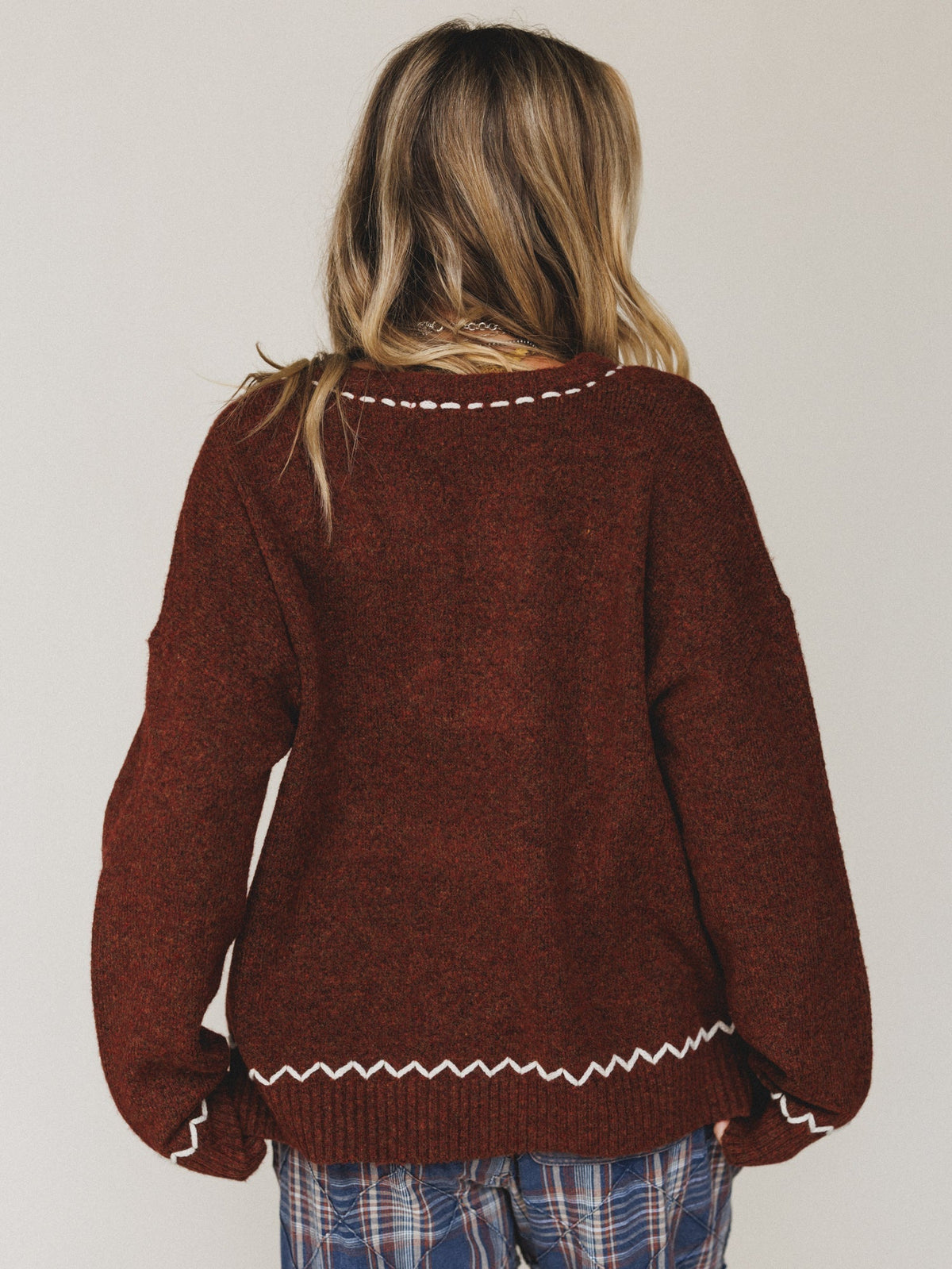 Chai Embroidered Knit Sweater - Red
