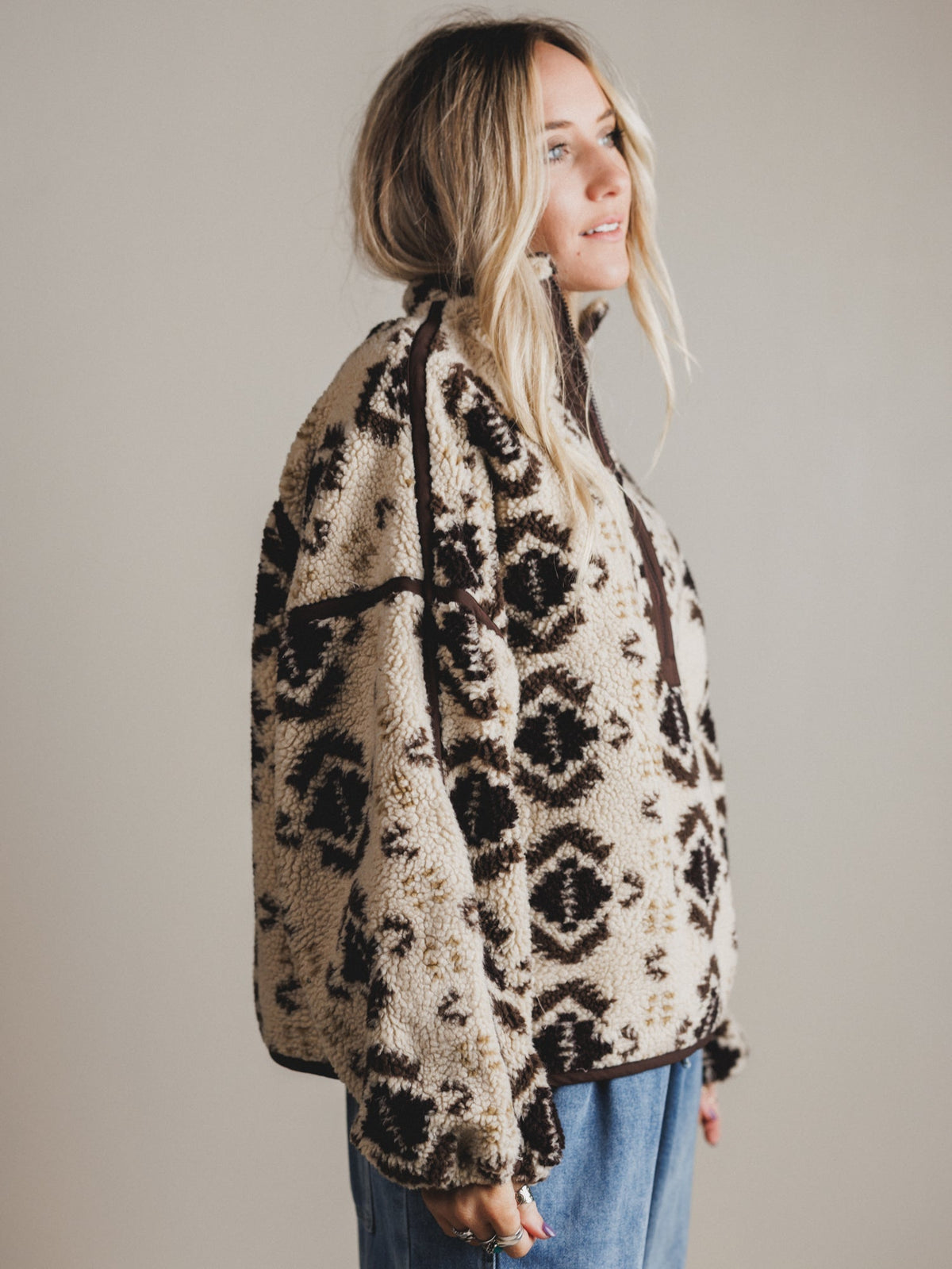 Mountain Calling Pullover - Stone