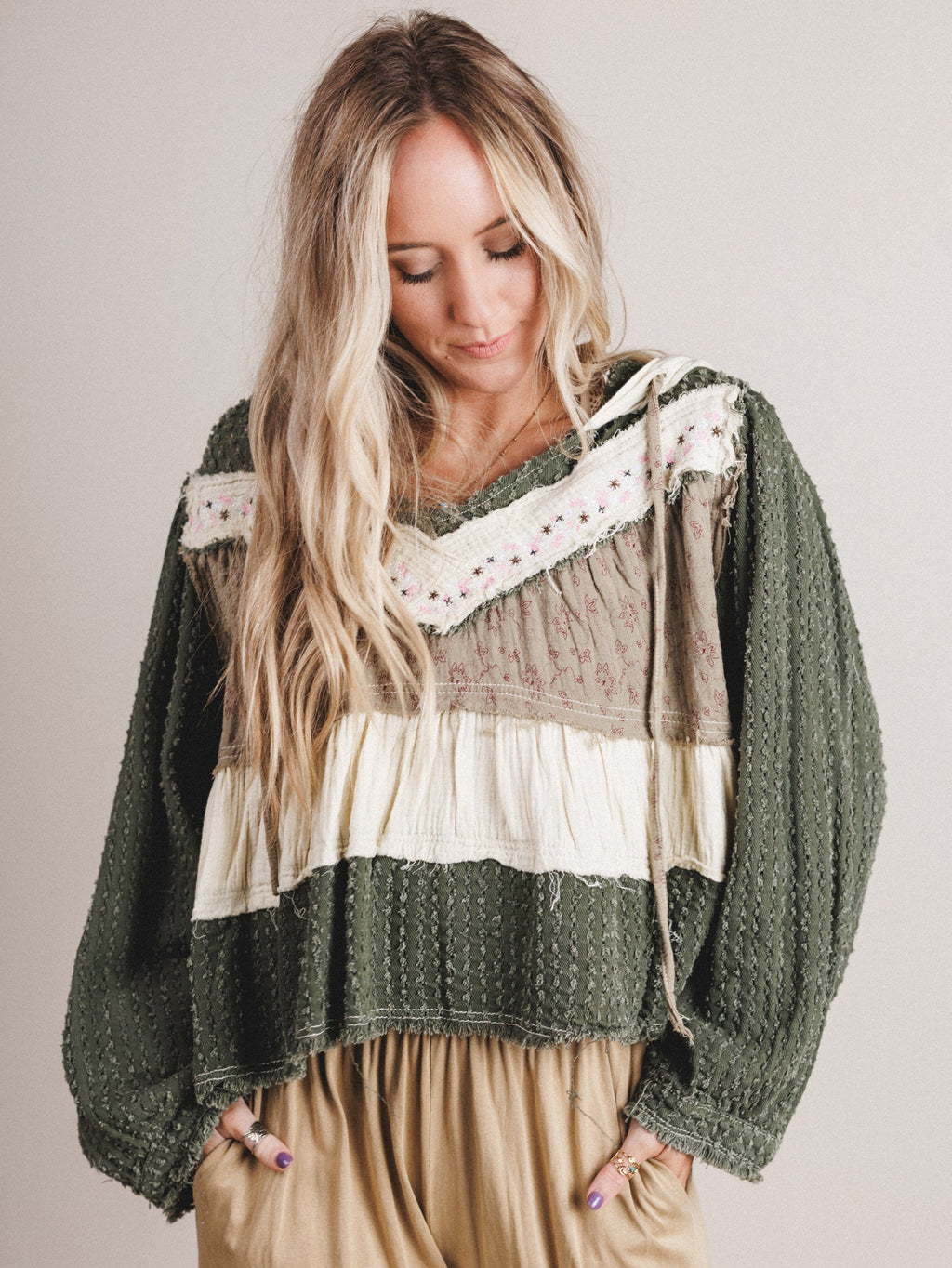 Peace Beam Top - Olive