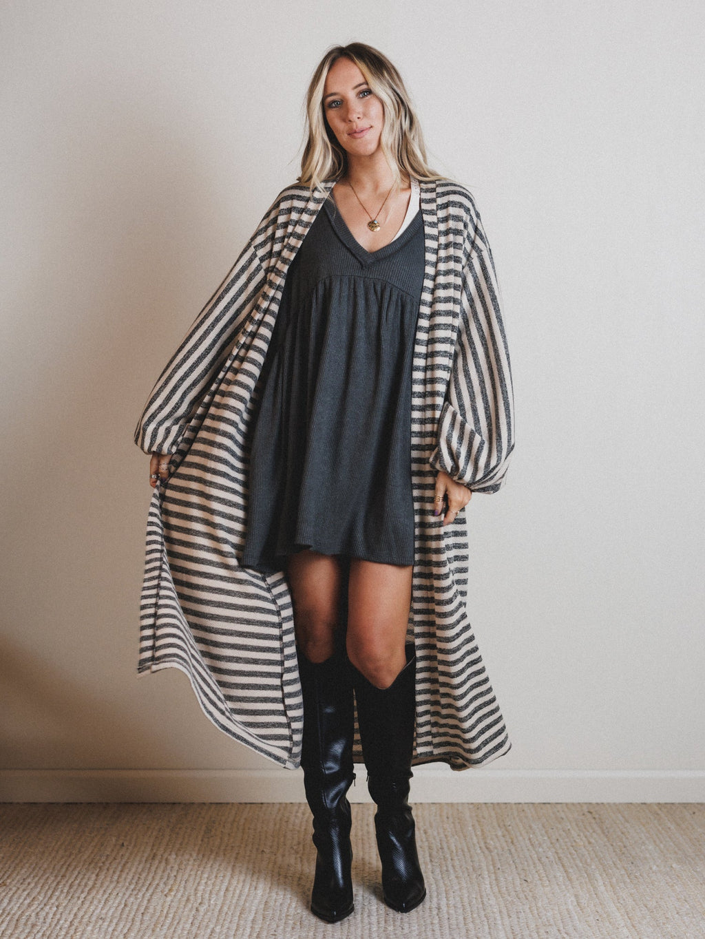 The Nest Endless Love Cuff Sleeve Cardigan - Taupe Black