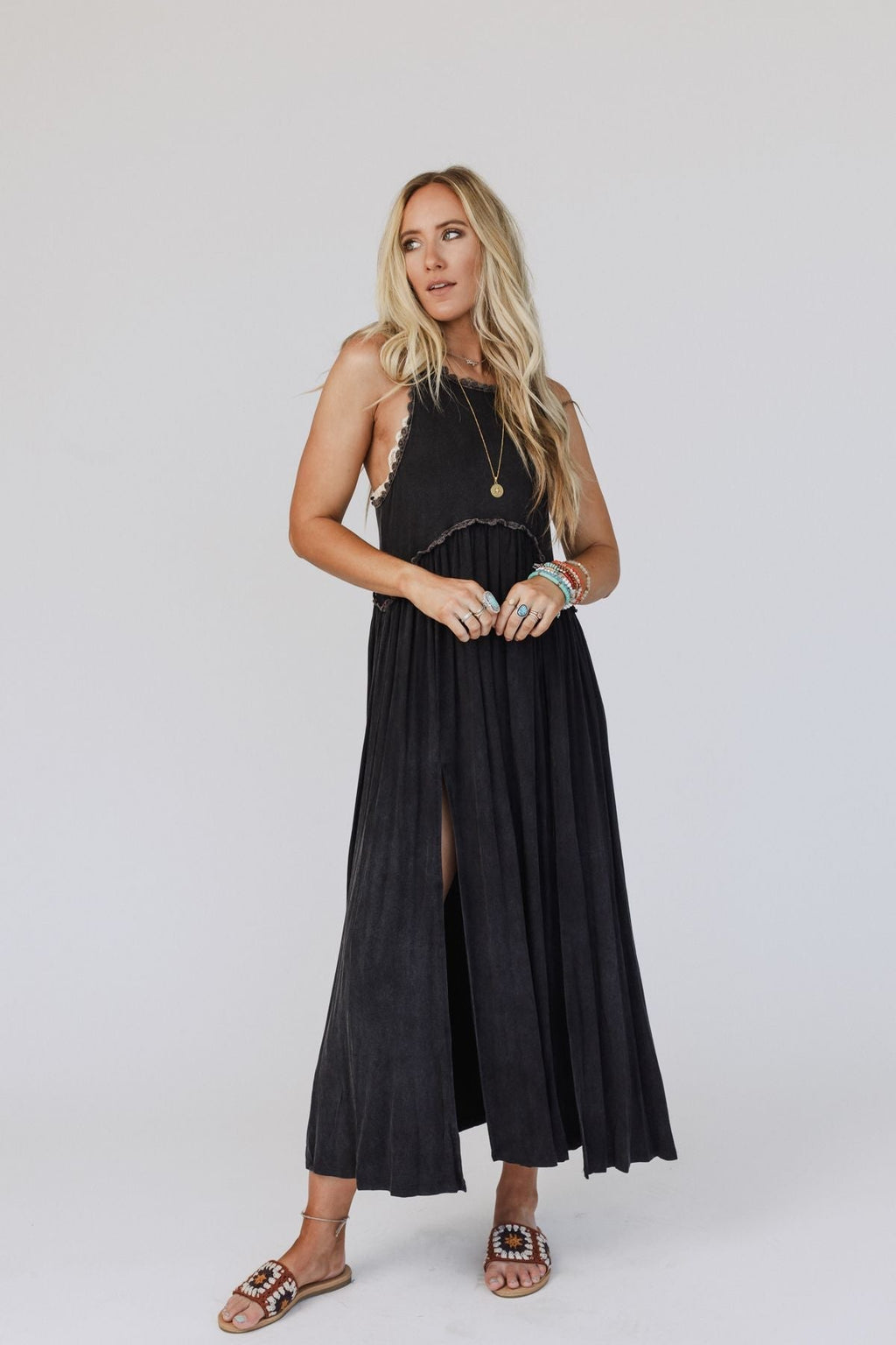 Daisy Chain Maxi Dress - Black